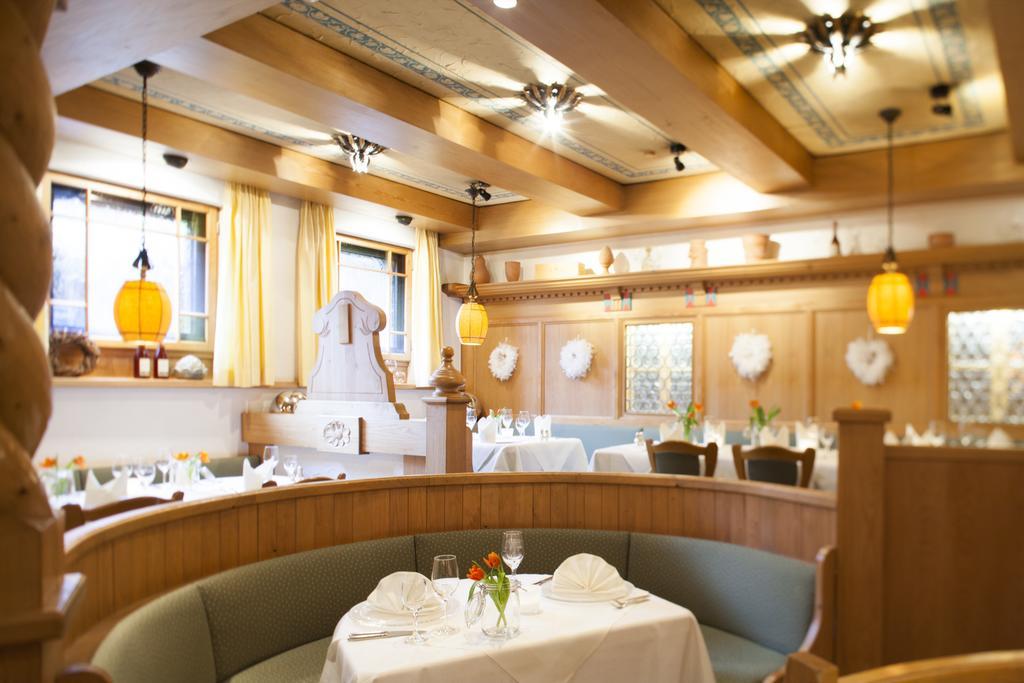 Leine Hotel Pattensen Ngoại thất bức ảnh