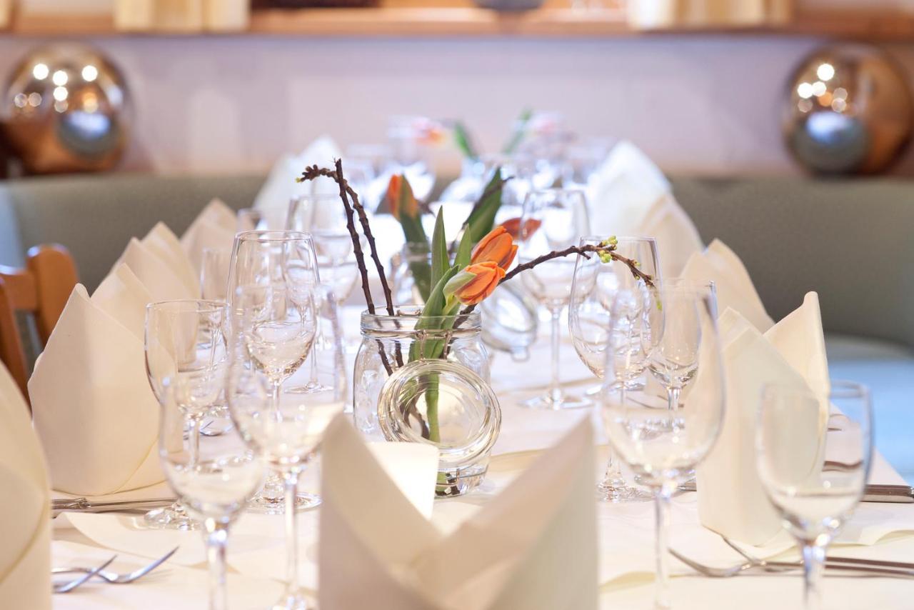Leine Hotel Pattensen Ngoại thất bức ảnh