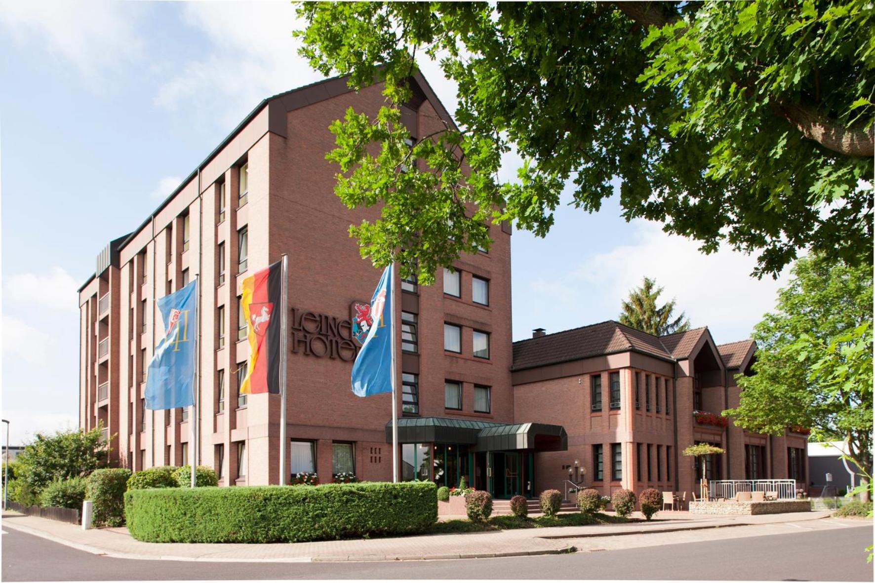 Leine Hotel Pattensen Ngoại thất bức ảnh