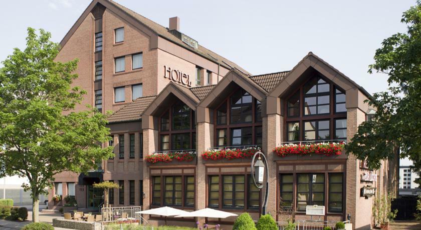 Leine Hotel Pattensen Ngoại thất bức ảnh