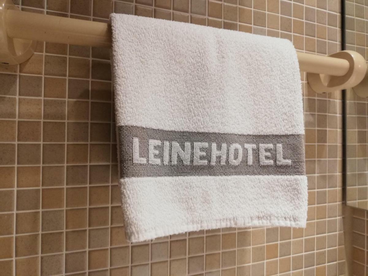 Leine Hotel Pattensen Ngoại thất bức ảnh